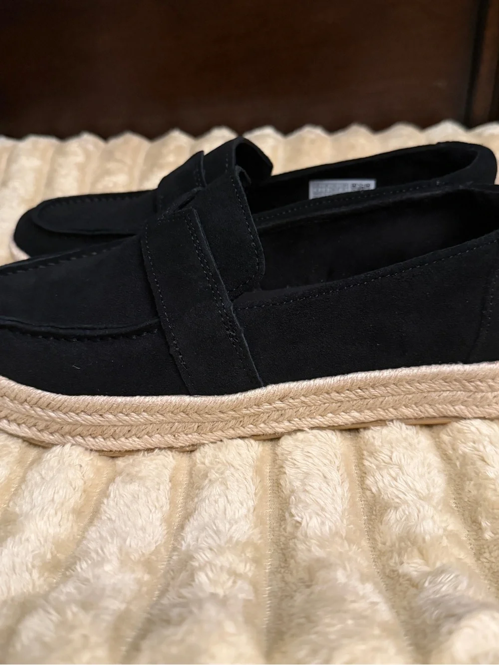TOMS Blakely Women's Black & Beige Suede Loafers US 8 Like New